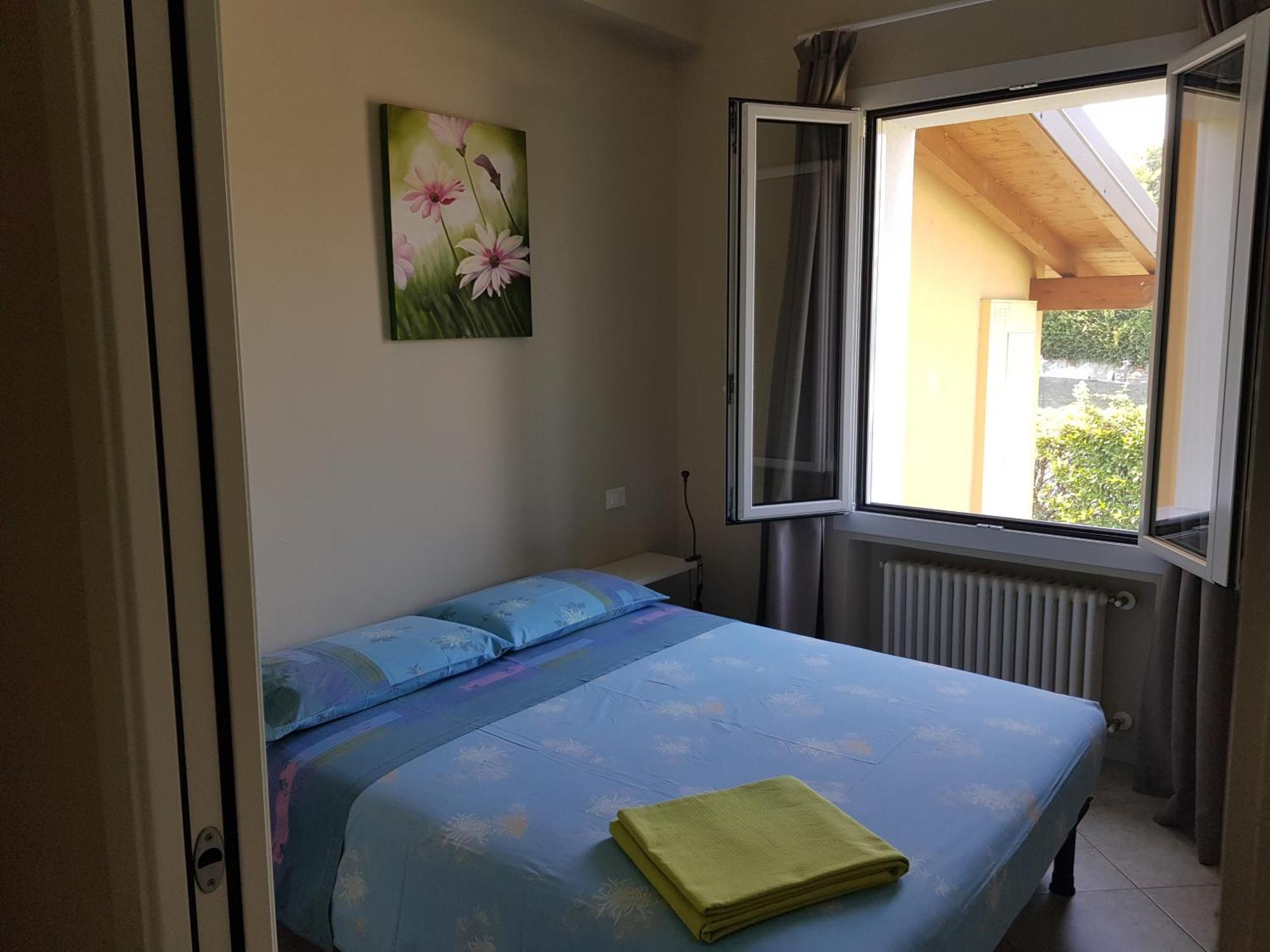 Graziosa Al Porto Villa Moniga del Garda Exterior foto