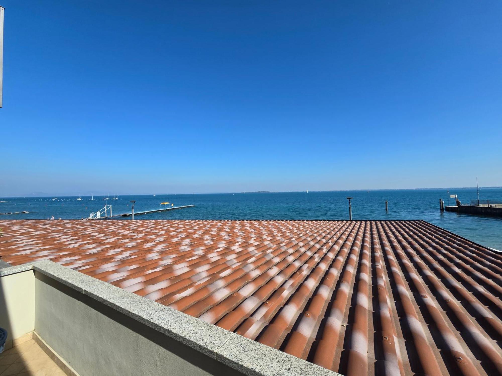 Graziosa Al Porto Villa Moniga del Garda Exterior foto